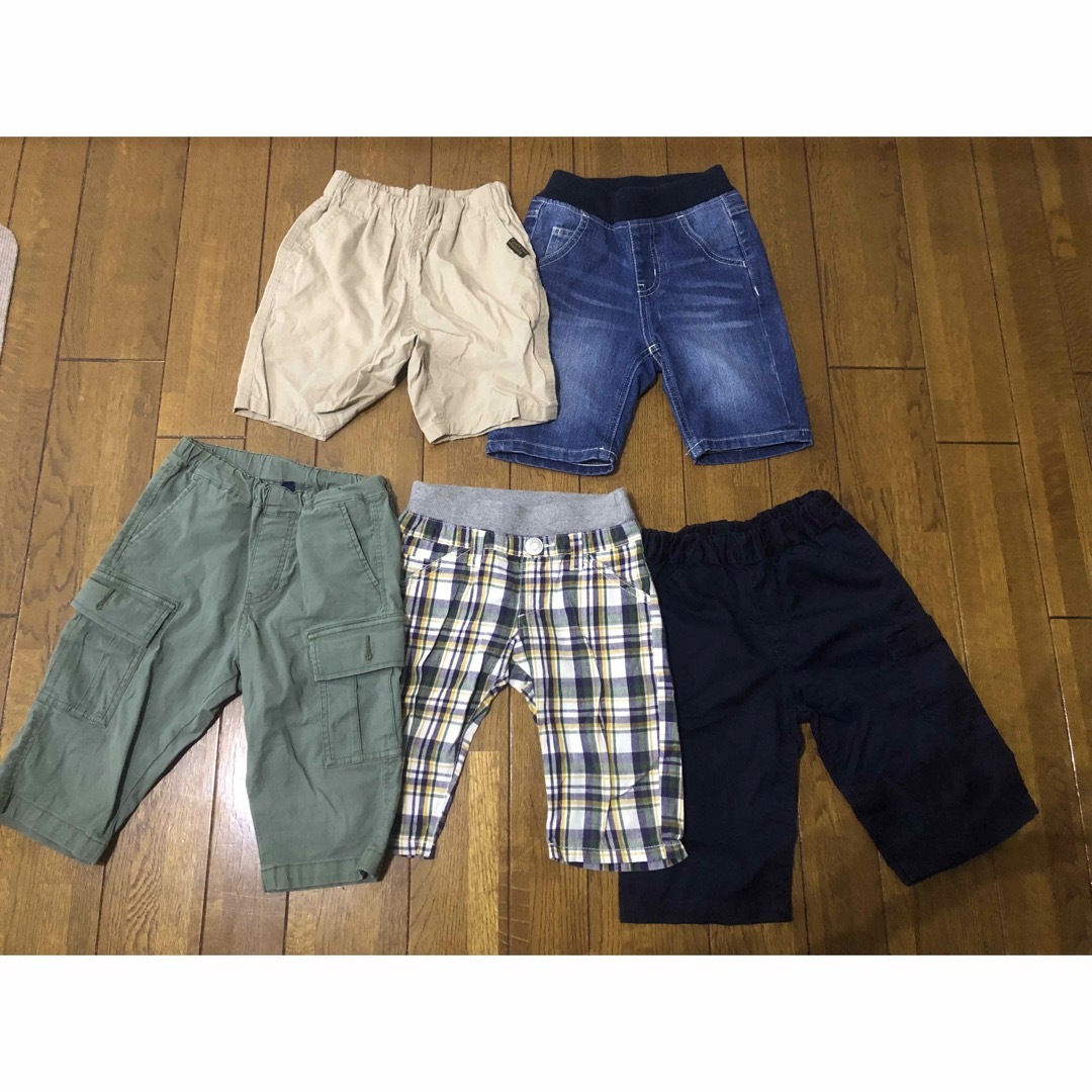 UNIQLO(ユニクロ)のハーフパンツ まとめ売り　110センチ キッズ/ベビー/マタニティのキッズ服男の子用(90cm~)(パンツ/スパッツ)の商品写真