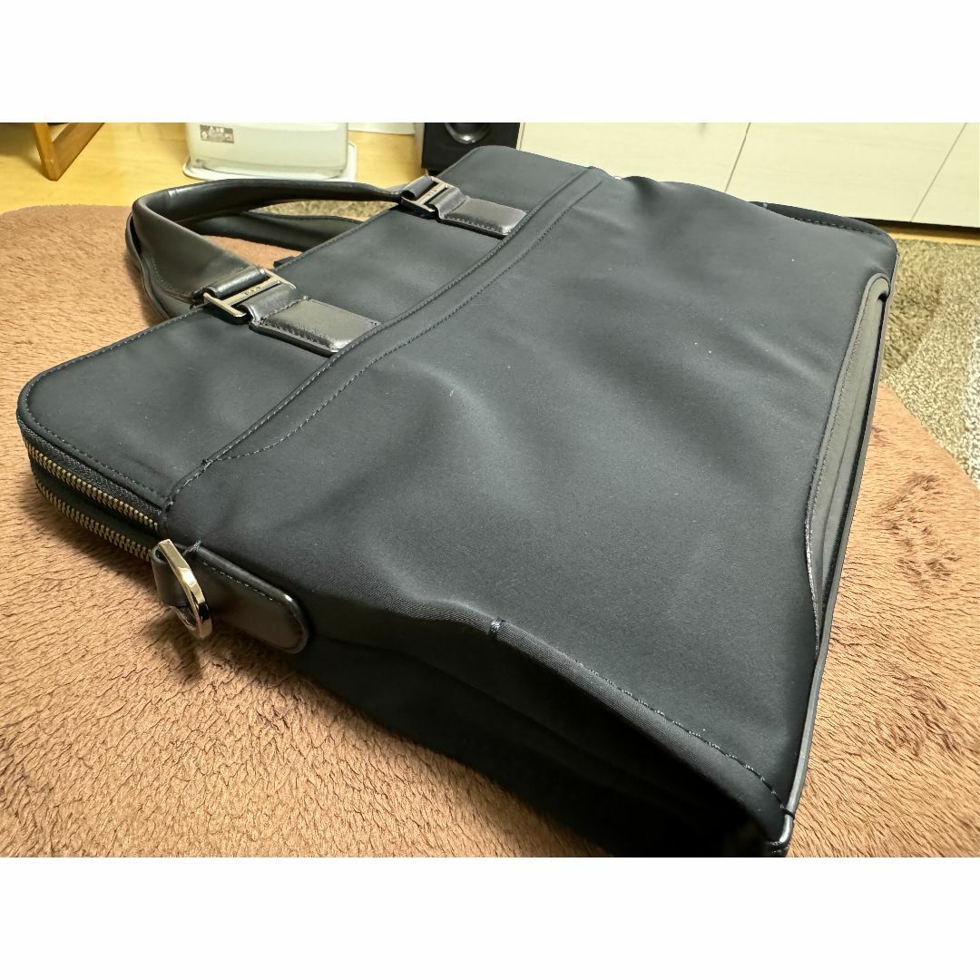 TUMI(トゥミ)のTUMI　メンズビジネスバッグ　国内正規品　美品 メンズのバッグ(ビジネスバッグ)の商品写真