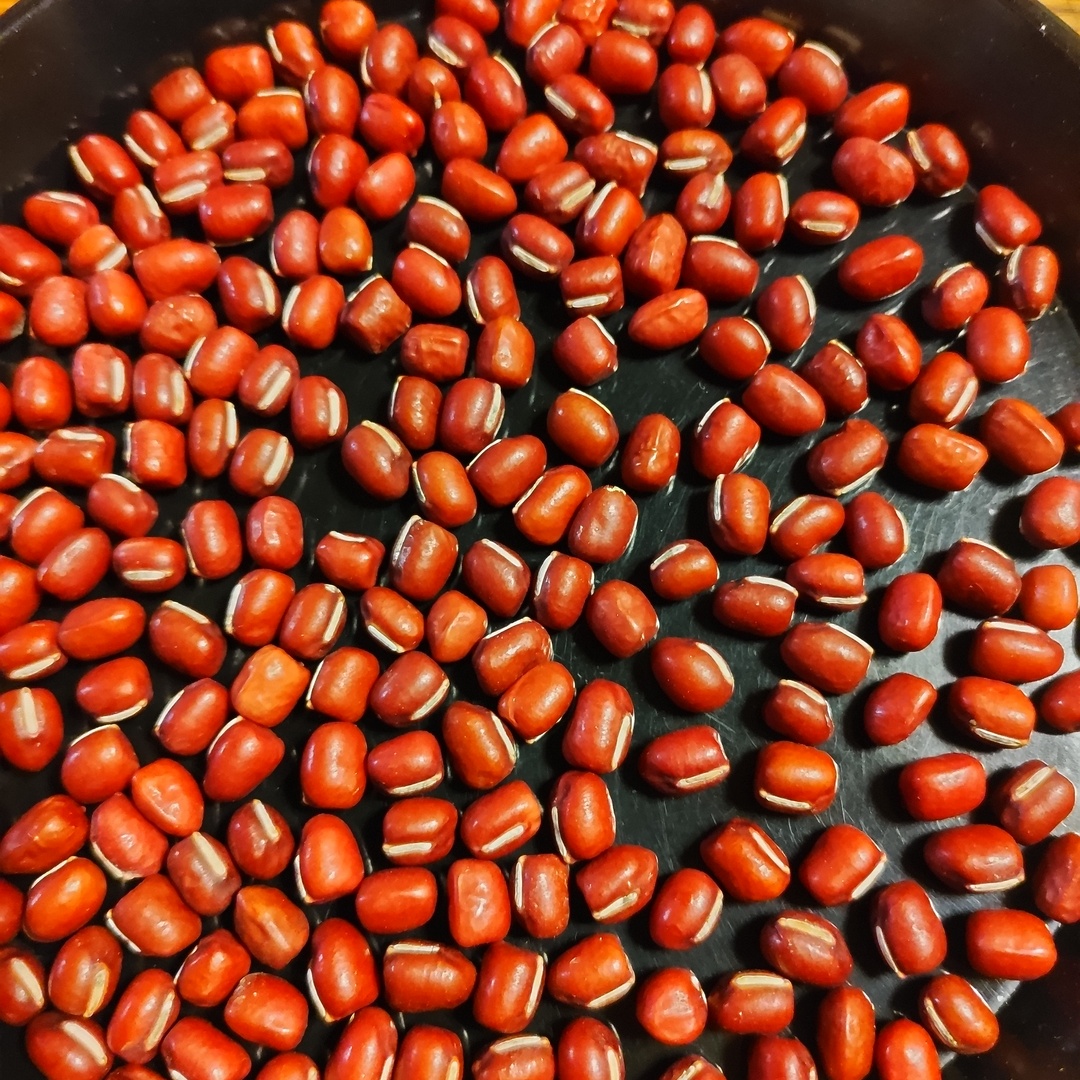 丹波産自然栽培大納言小豆　1kg 食品/飲料/酒の食品(米/穀物)の商品写真