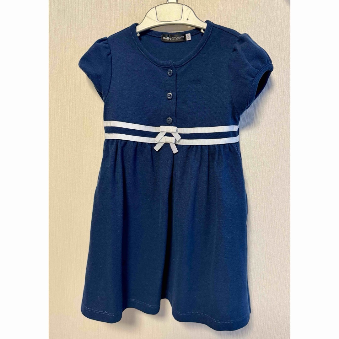 BeBe(ベベ)のべべ　ワンピース　ネイビー　100cm キッズ/ベビー/マタニティのキッズ服女の子用(90cm~)(ワンピース)の商品写真