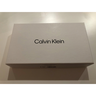 長財布（Calvin Klein）