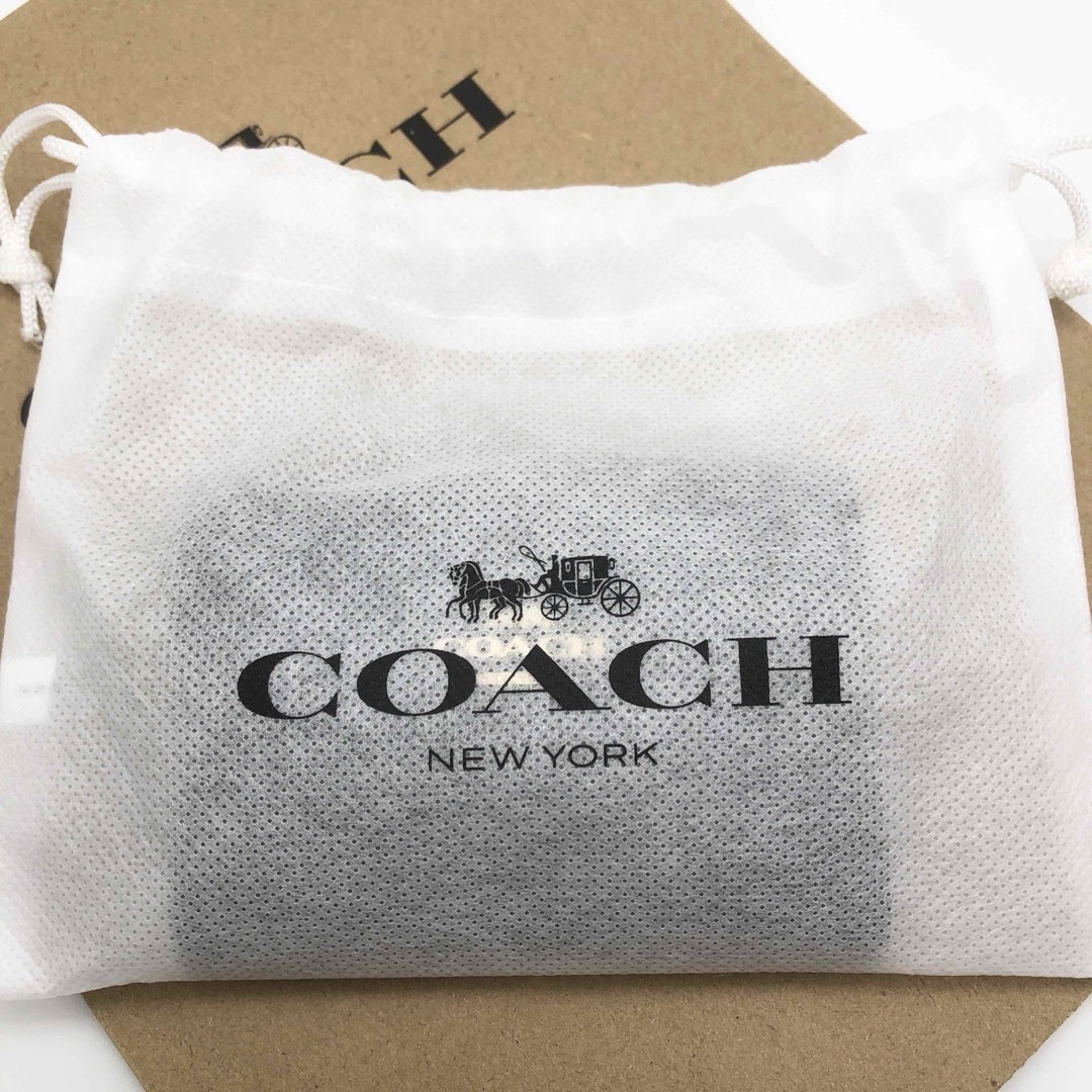 COACH(コーチ)の【COACH☆新品】フラップ カード ケース！ビジネスカードケース！ブラック！ レディースのファッション小物(名刺入れ/定期入れ)の商品写真