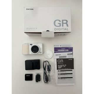 リコー(RICOH)の希少GR Ⅳ 使用頻度少 ホワイトエディション RICOH White (コンパクトデジタルカメラ)