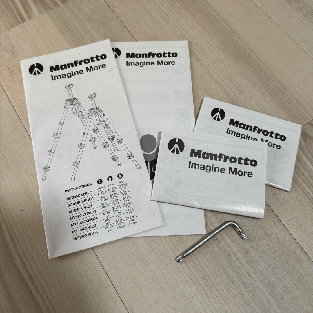 Manfrotto 190プロアルミニウム三脚4段 +RC2付3ウェイ雲台キット Manfrotto 190プロアルミニウム三脚4段 +RC2付3ウェイ雲台キット
