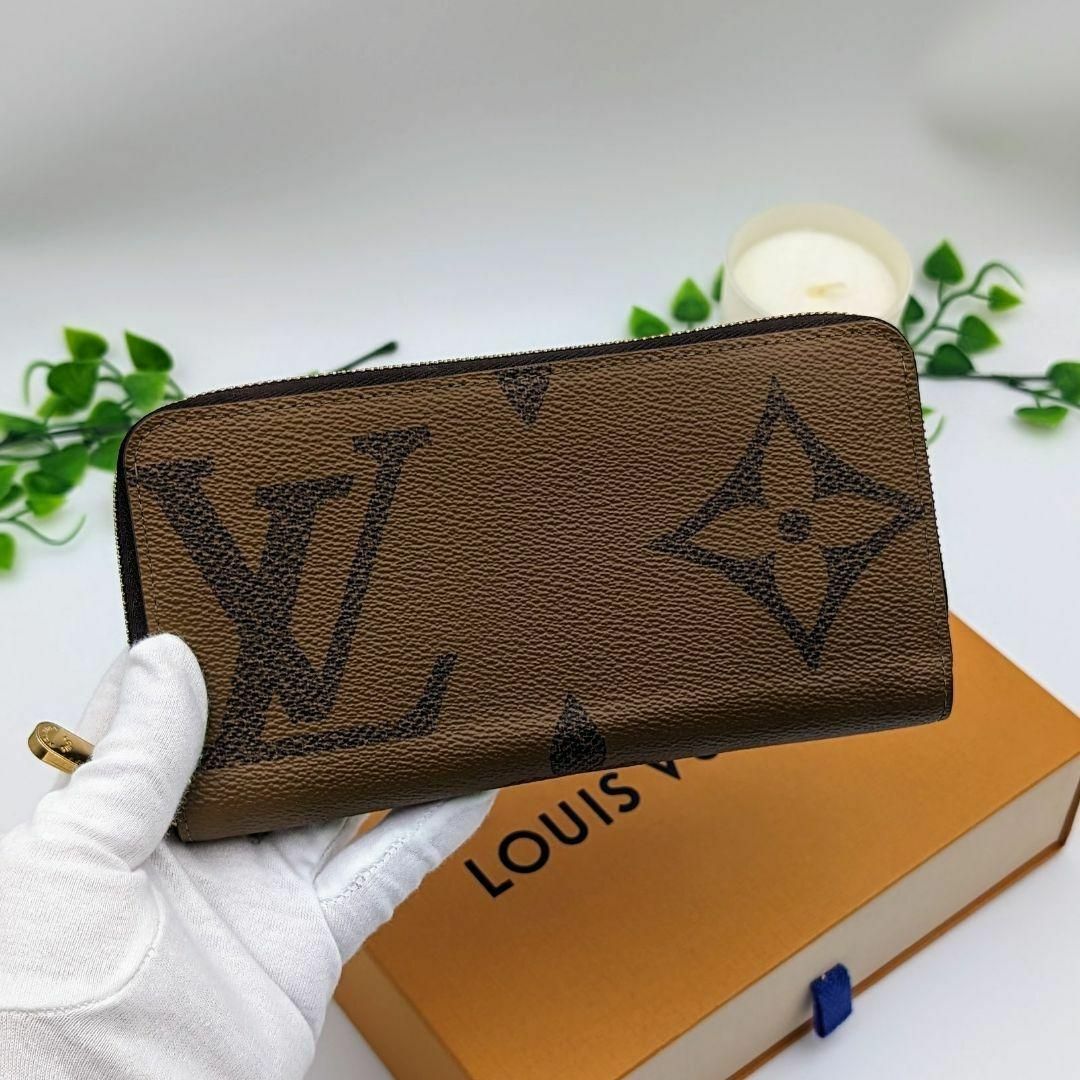 LOUIS VUITTON(ルイヴィトン)のルイヴィトン モノグラム ジャイアント ジッピーウォレット M67687 レディースのファッション小物(財布)の商品写真