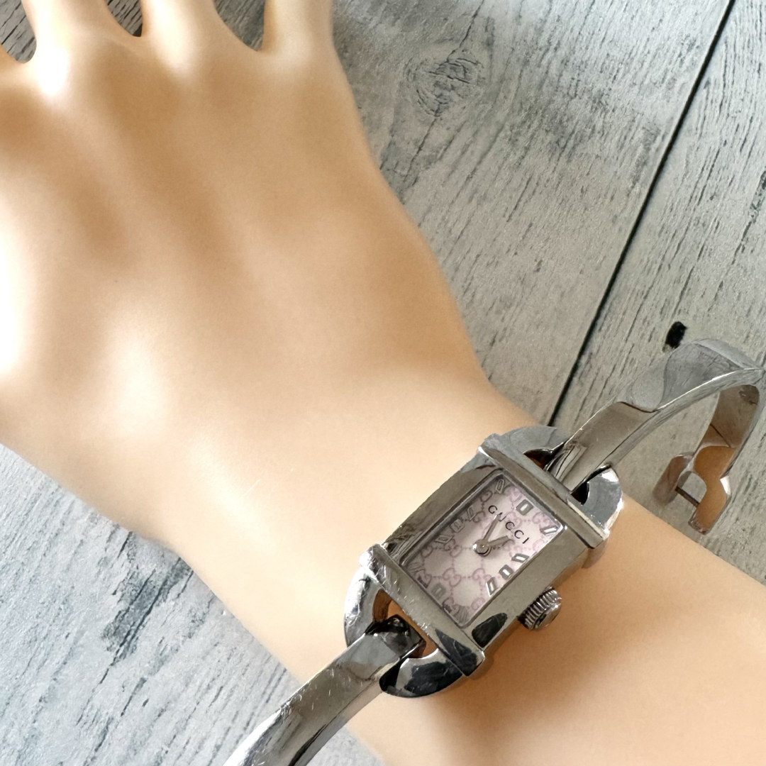 電池交換済】GUCCI グッチ 腕時計 6800L GG柄 ピンク レディース 電池交換済】GUCCI グッチ 腕時計 6800L GG柄 ピンク レディース
