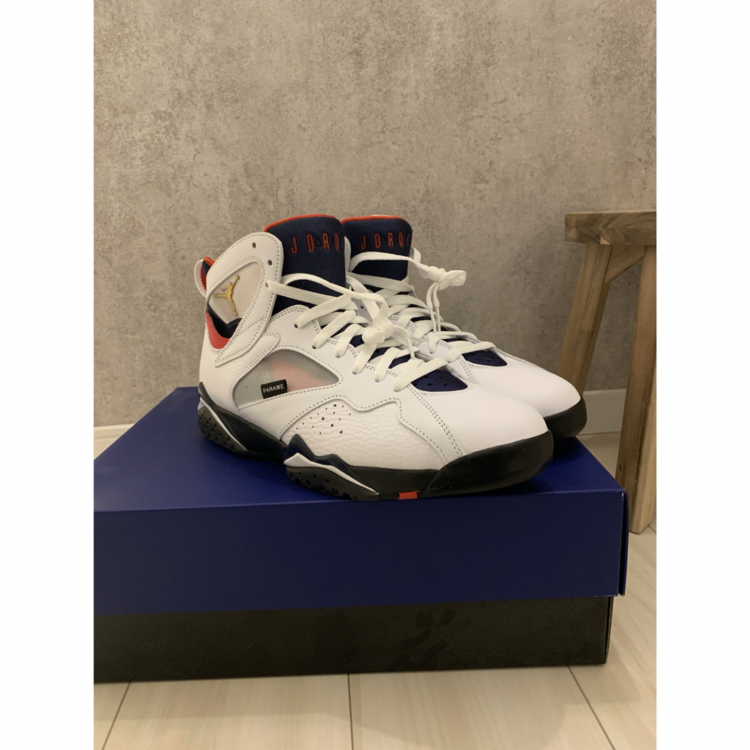 Jordan Brand（NIKE）(ジョーダン)のNIKE Air Jordan 7 Paris Saint-Germain メンズの靴/シューズ(スニーカー)の商品写真