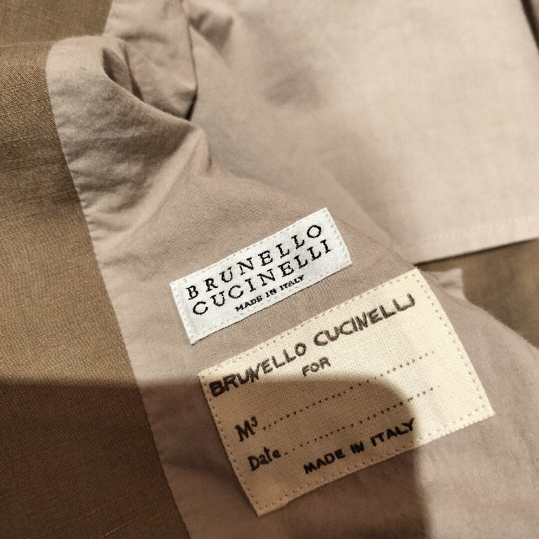 BRUNELLO CUCINELLI(ブルネロクチネリ)のクチネリ春コート レディースのジャケット/アウター(チェスターコート)の商品写真