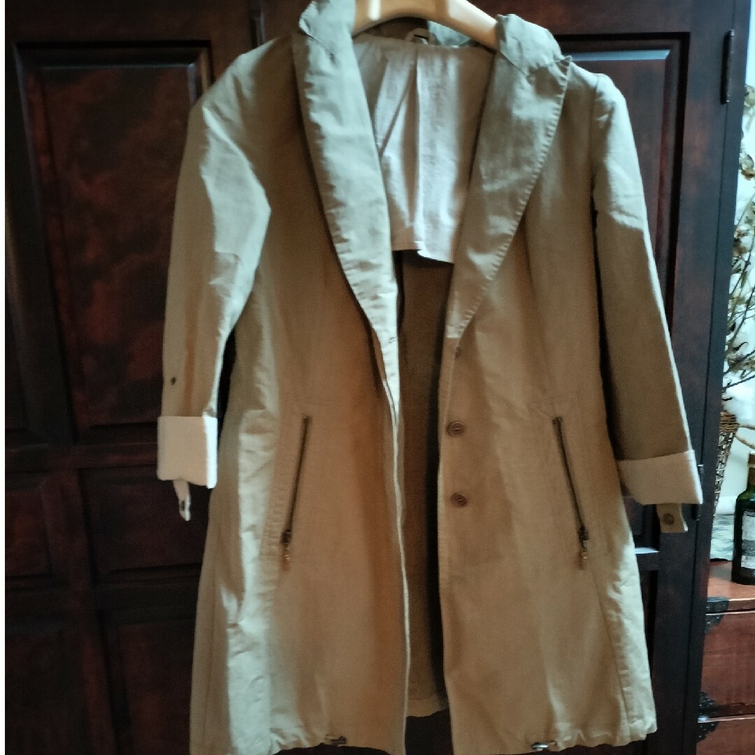 BRUNELLO CUCINELLI(ブルネロクチネリ)のクチネリ春コート レディースのジャケット/アウター(チェスターコート)の商品写真