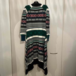 sacai サカイ　ワンピース　22ss プリーツ　ドレス　カーキ