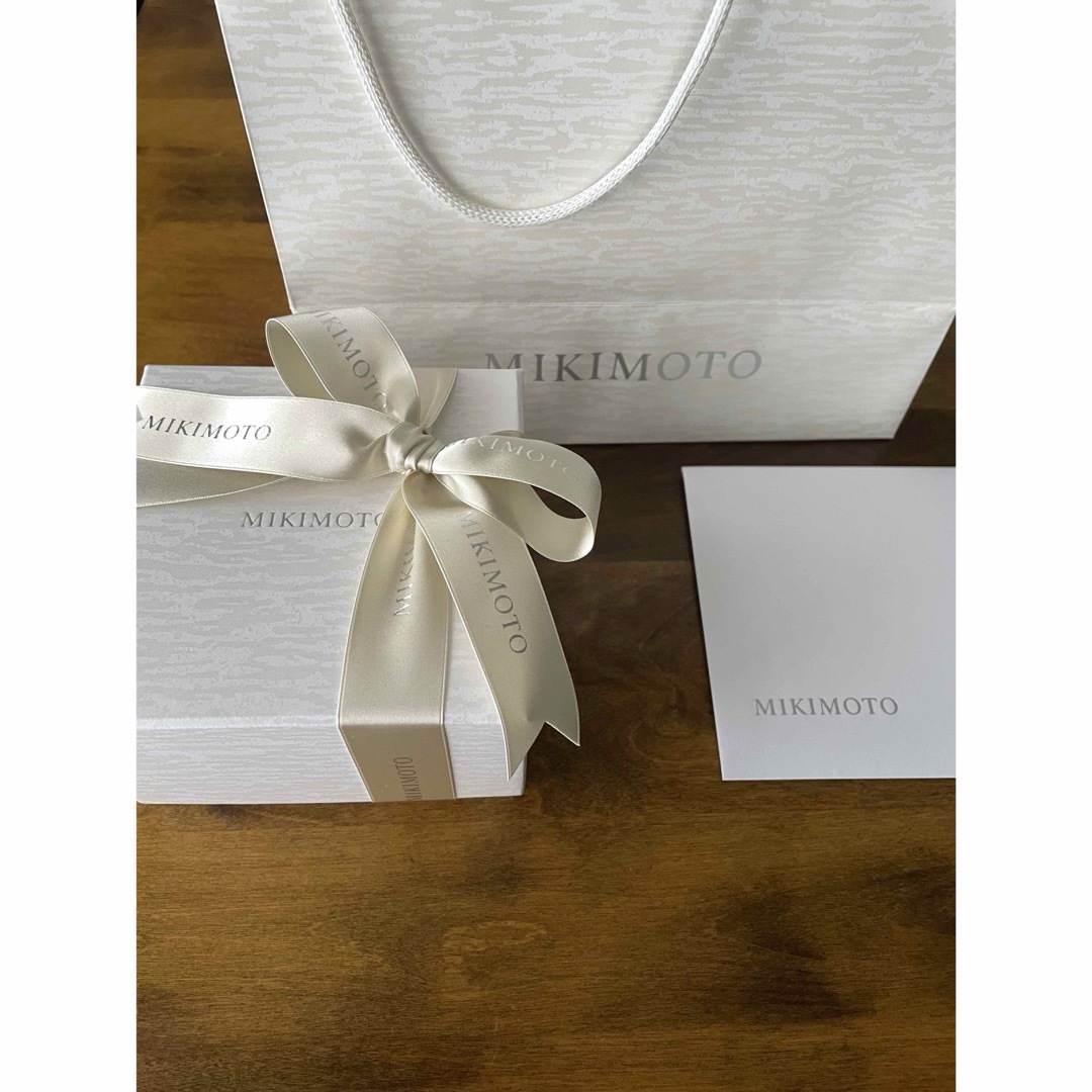 MIKIMOTO - 国内百貨店購入 ミキモト v code ピアス シルバー MIKIMOTO - 国内百貨店購入 ミキモト v code ピアス シルバー