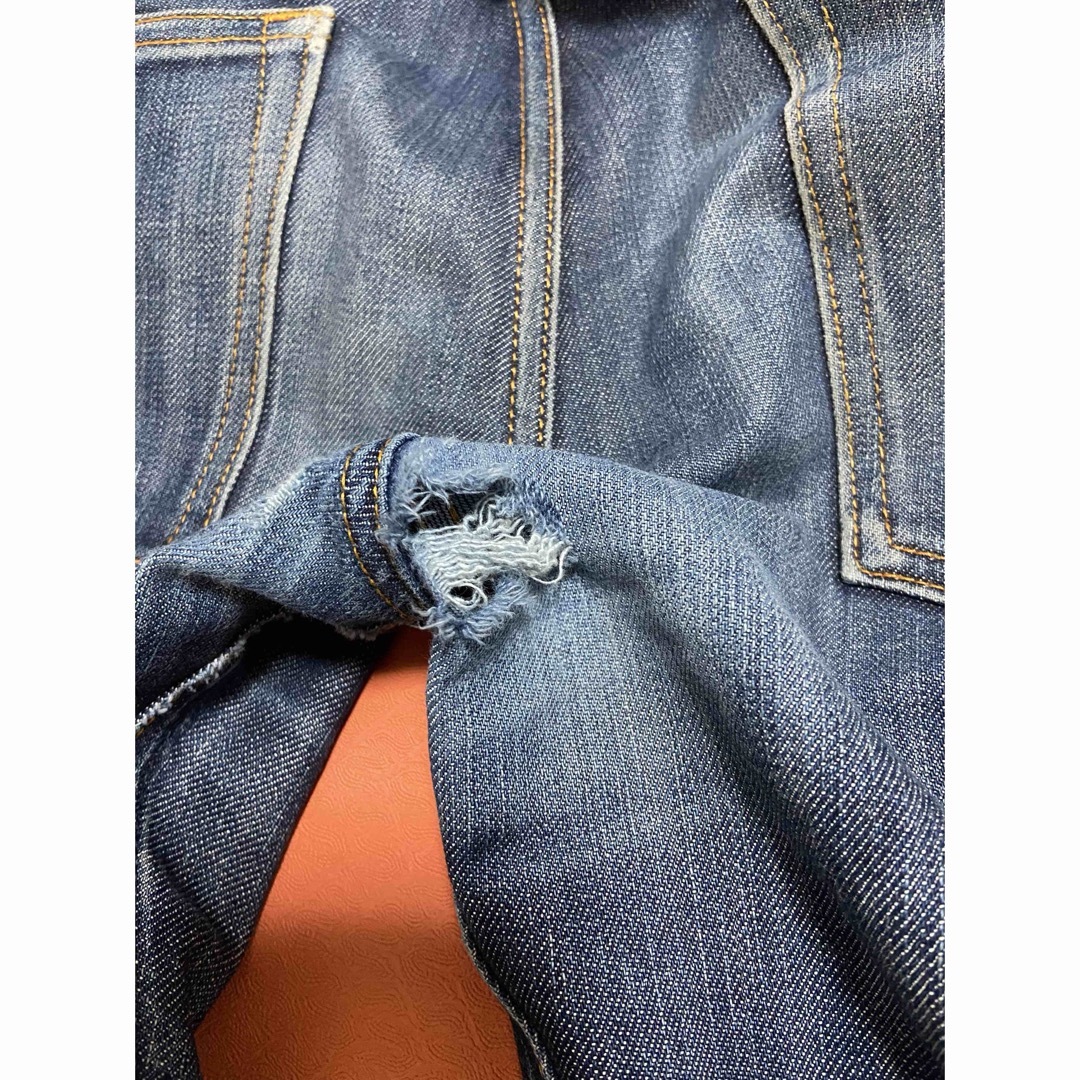 ユニクロのジルサンダーコラボ、セルビッジスリムフィットストレートジーンズ +Ｊ  メンズのパンツ(デニム/ジーンズ)の商品写真