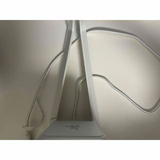 レイザー(Razer)のRazer Base Station Chroma Mercury White(PC周辺機器)