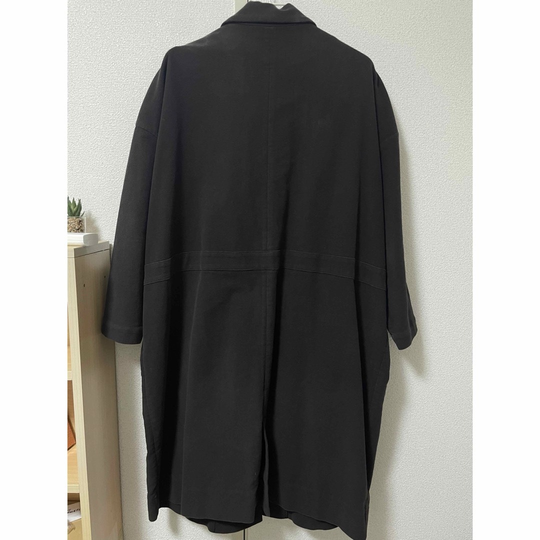 YAECA(ヤエカ)のオローネ　6つボタンバルーンコート レディースのジャケット/アウター(ロングコート)の商品写真