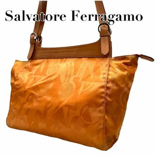 サルヴァトーレフェラガモ(Salvatore Ferragamo)のサルヴァトーレ　フェラガモ　s53 総柄　ナイロン　肩掛け　ワンショルダーバッグ(ショルダーバッグ)