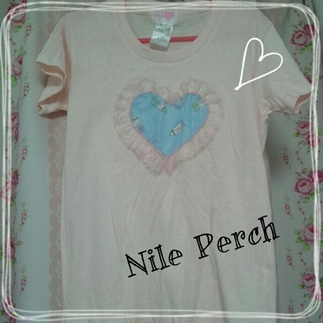 NILE PERCH(ナイルパーチ)のナイルパーチ＊リメイクTシャツ レディースのトップス(Tシャツ(半袖/袖なし))の商品写真