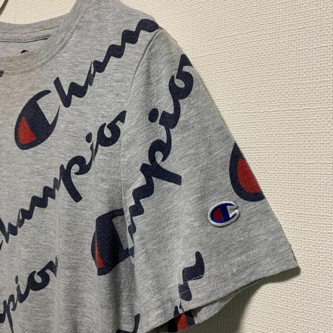 Champion(チャンピオン)のアメリカ古着　子供服 champion チャンピオン　半袖　Tシャツ　総柄　ロゴ キッズ/ベビー/マタニティのキッズ服男の子用(90cm~)(Tシャツ/カットソー)の商品写真