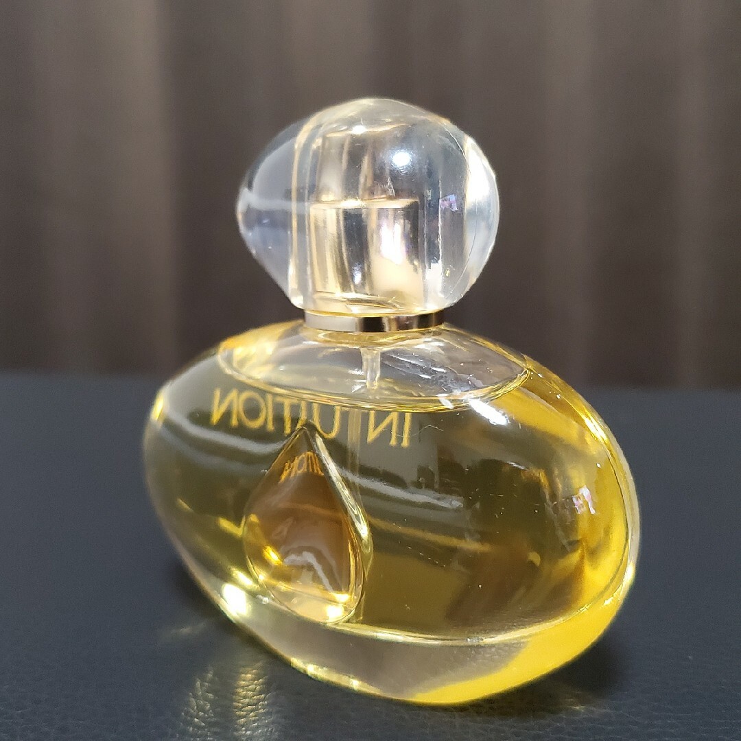 Estee Lauder(エスティローダー)のESTEE LAUDER 香水 イントゥイション コスメ/美容の香水(香水(女性用))の商品写真
