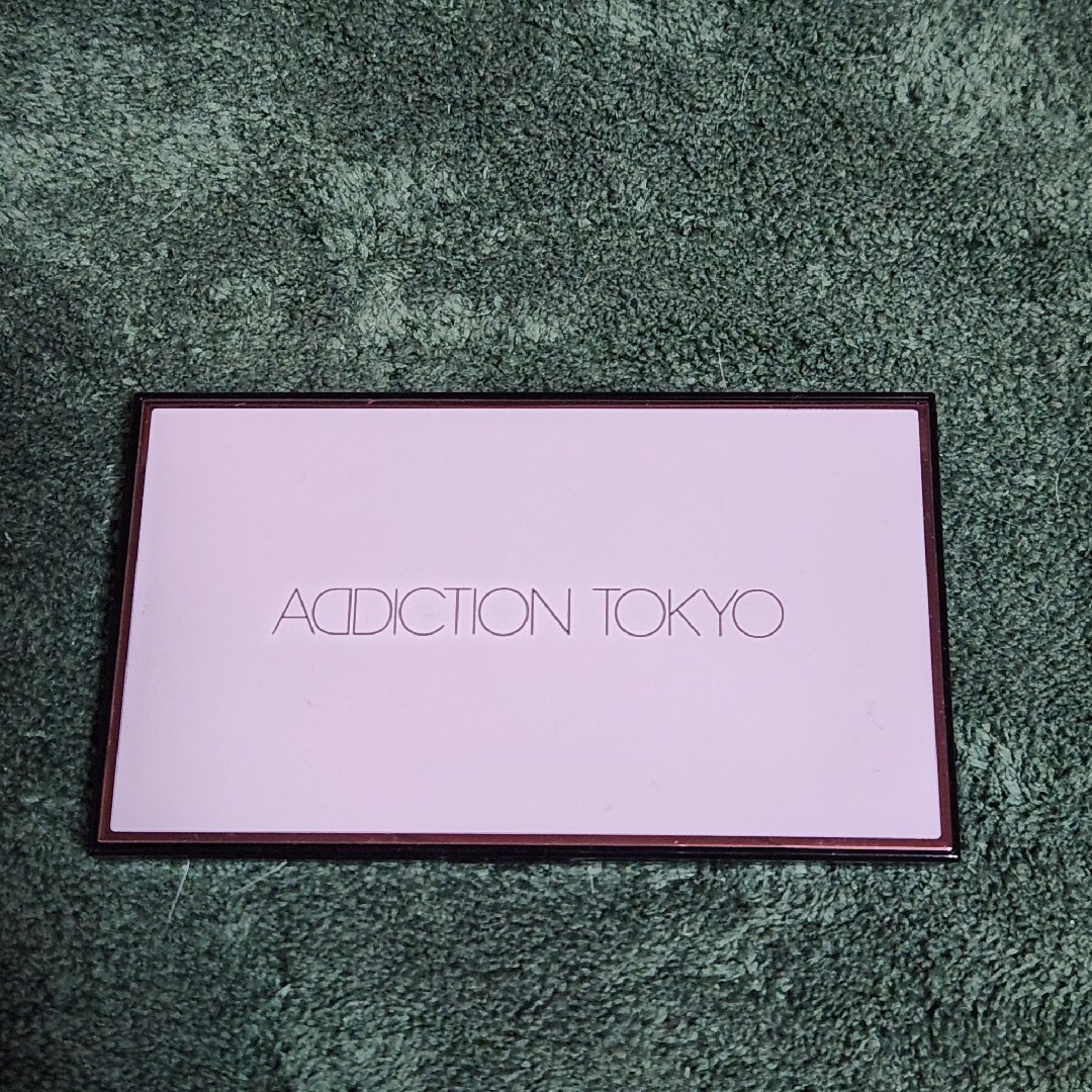 ADDICTION(アディクション)のコンパクトアディクション エターナル イン ピンク 101 コスメ/美容のベースメイク/化粧品(アイシャドウ)の商品写真