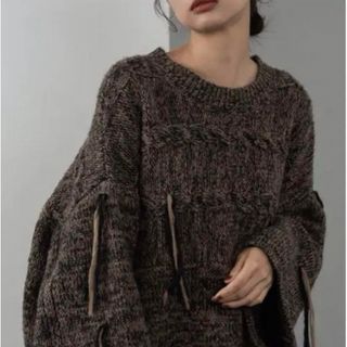 トゥデイフル(TODAYFUL)のAmiur  cable pattern fringe volume knit(ニット/セーター)