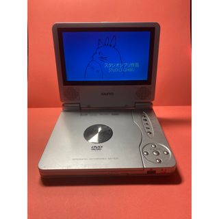 【ジャンク品】SANYOポータブルDVDプレーヤー DVD-HP62(DVDプレーヤー)