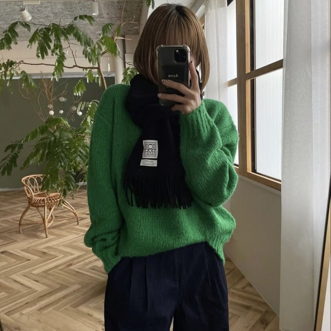 ok.soon／wool blend crew neck knit レディースのトップス(ニット/セーター)の商品写真