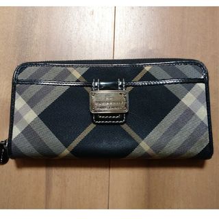 バーバリー(BURBERRY)のBURBERRY長財布(財布)