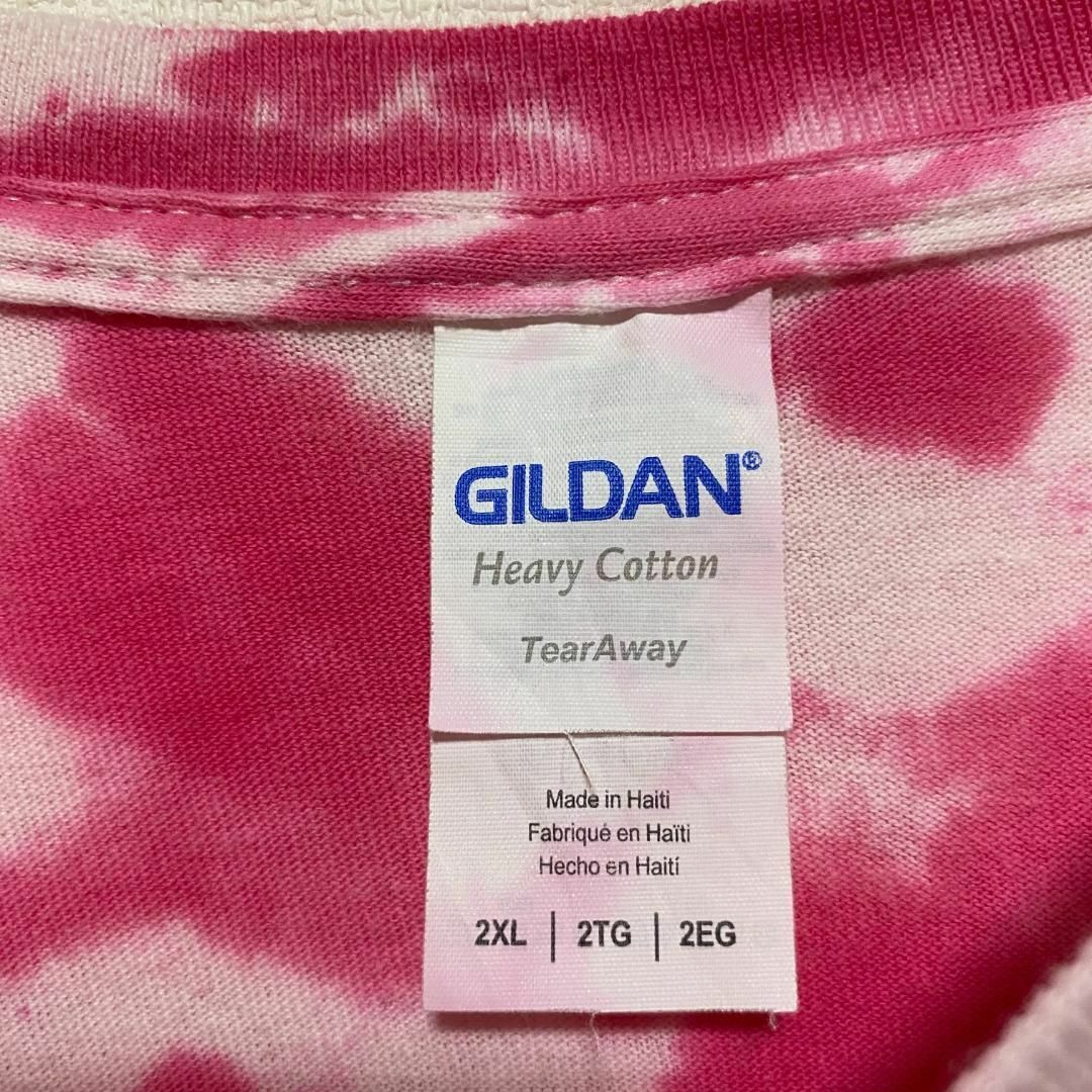 GILDAN(ギルタン)のアメリカ古着　タイダイ　リボンマーク　半袖　Tシャツ　2XL ビッグサイズ メンズのトップス(Tシャツ/カットソー(半袖/袖なし))の商品写真