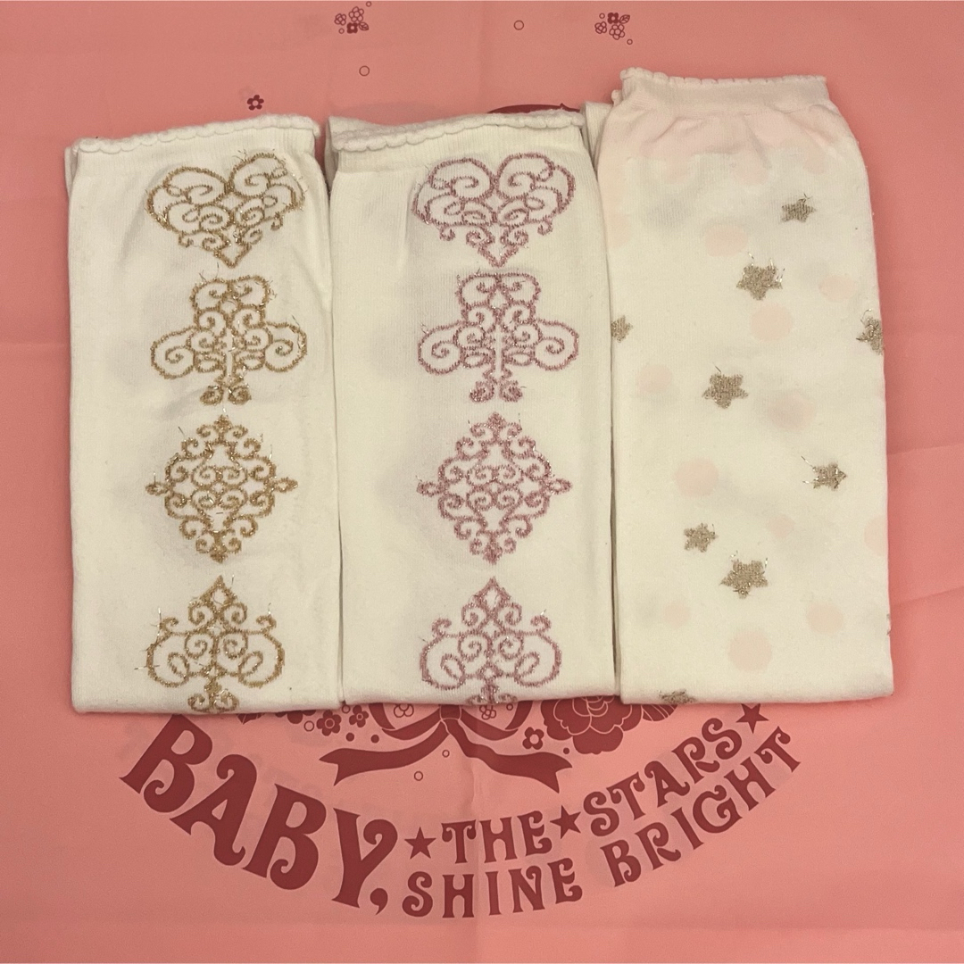 BABY,THE STARS SHINE BRIGHT(ベイビーザスターズシャインブライト)のBABY, THE STARS SHINE BRIGHTオフ白系SC3点セット④ レディースのレッグウェア(ソックス)の商品写真