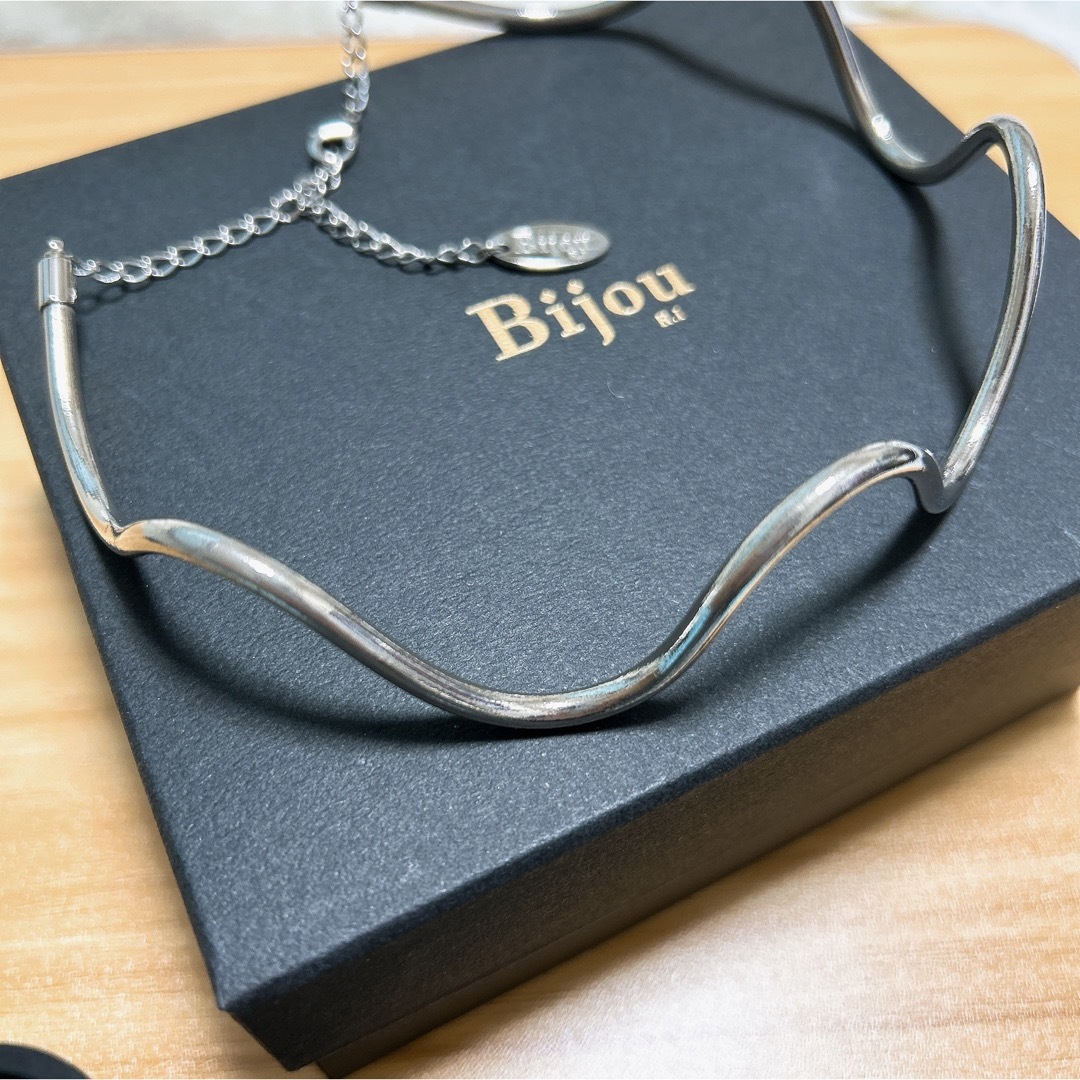 Bijou R.I(ビジューアールアイ)のBijou R.I  Streamline Choker シルバー レディースのアクセサリー(ネックレス)の商品写真