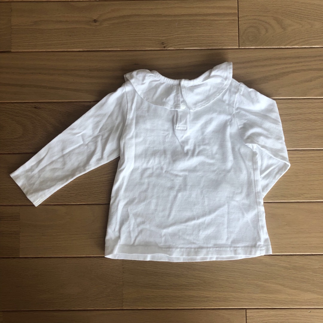 UNIQLO(ユニクロ)の襟付き長袖ロンT  80 キッズ/ベビー/マタニティのベビー服(~85cm)(Ｔシャツ)の商品写真