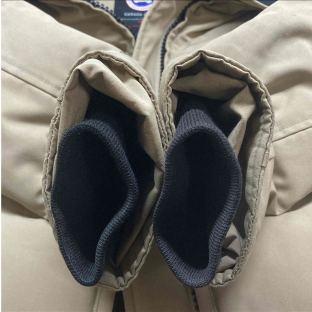 CANADA GOOSE(カナダグース)の◇美品◇ カナダグース ダウンジャケット パーカー ベージュ 68F8490 レディースのジャケット/アウター(ダウンジャケット)の商品写真