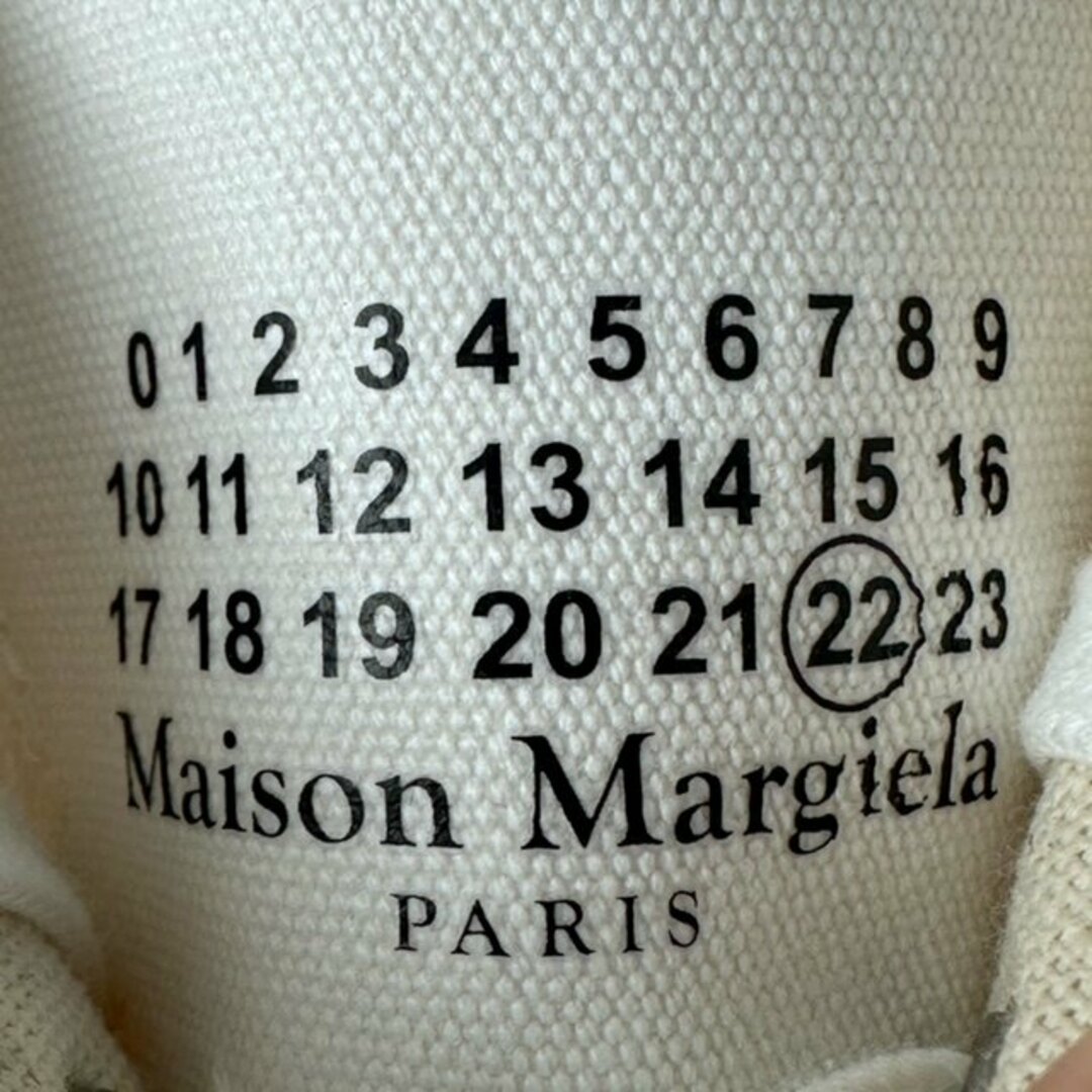 Maison Martin Margiela(マルタンマルジェラ)の未使用品 メゾンマルジェラ 22 キャンバス スニーカー 40 白 ホワイト メンズの靴/シューズ(スニーカー)の商品写真
