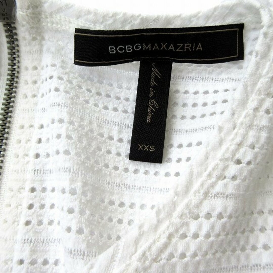 BCBGMAXAZRIA(ビーシービージーマックスアズリア)のビーシービージーマックスアズリアパンチング レース カットソー XXS ♪11 レディースのトップス(カットソー(半袖/袖なし))の商品写真