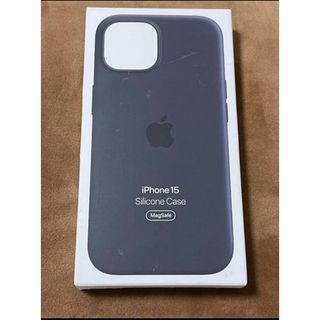 アップル(Apple)の【美品】純正 iPhone 15 シリコンケース・ブラック(iPhoneケース)