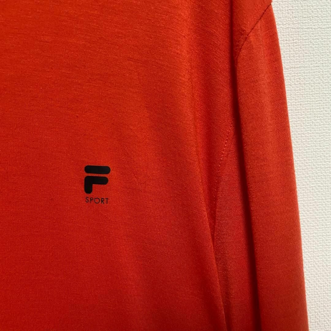 FILA(フィラ)のアメリカ古着　FILA　フィラ　ロンT　長袖　Tシャツ　無地　ワンポイント　ロゴ メンズのトップス(Tシャツ/カットソー(七分/長袖))の商品写真