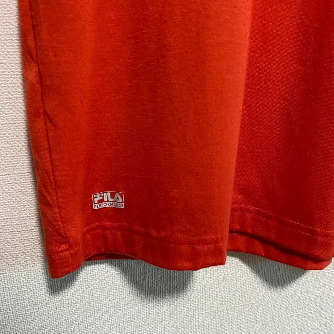 FILA(フィラ)のアメリカ古着　FILA　フィラ　ロンT　長袖　Tシャツ　無地　ワンポイント　ロゴ メンズのトップス(Tシャツ/カットソー(七分/長袖))の商品写真