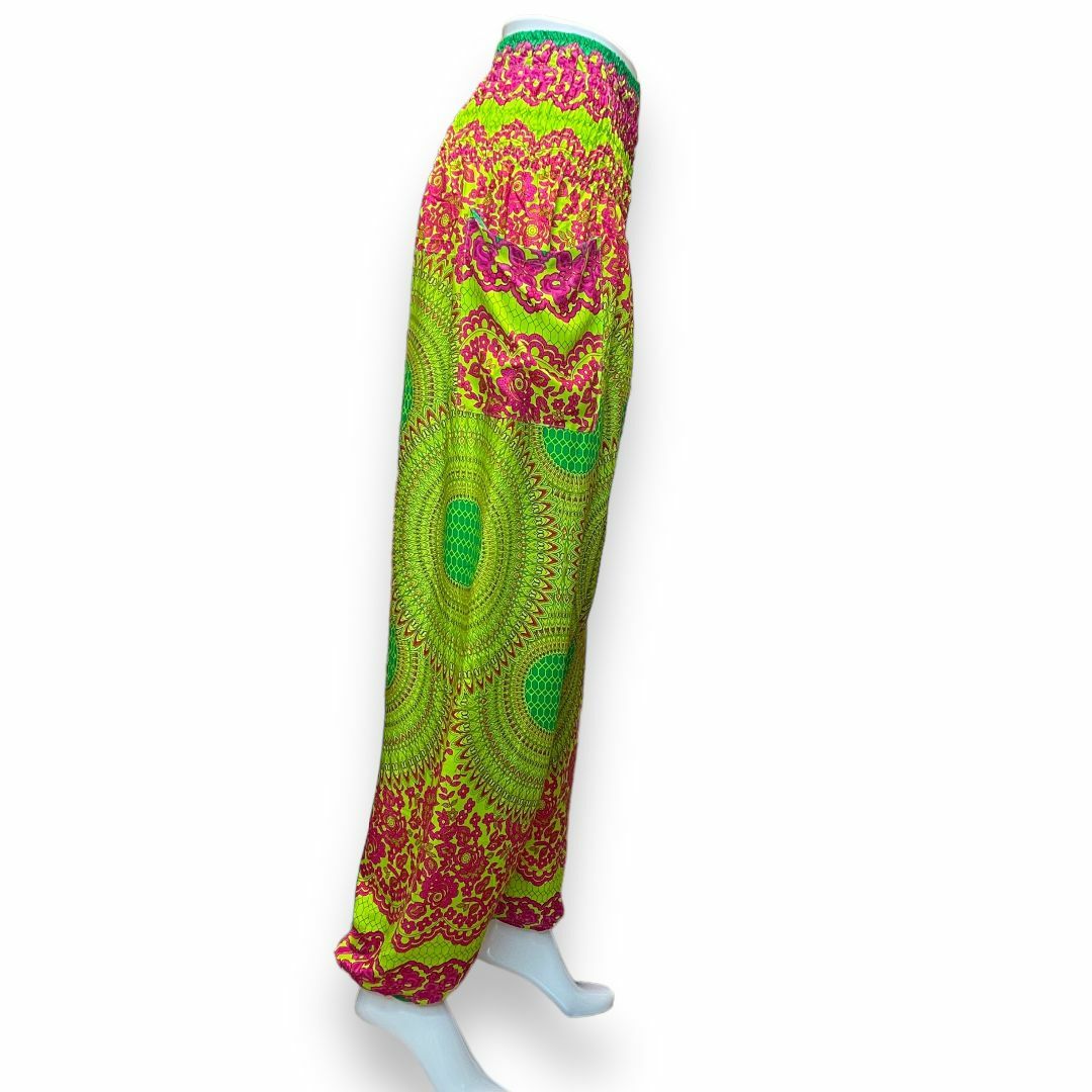 タイパンツ ポケット付き レディース シャーリング 黄緑 ピンク メンズのパンツ(サルエルパンツ)の商品写真