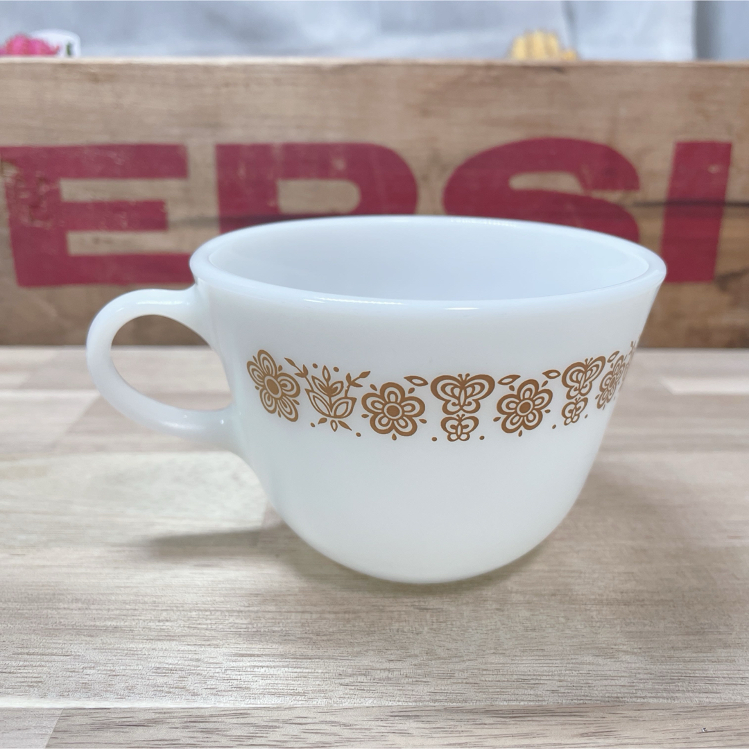 Pyrex(パイレックス)の【美品！】オールドパイレックス ミルクグラス コーヒー カップ スープカップ Z インテリア/住まい/日用品のキッチン/食器(グラス/カップ)の商品写真