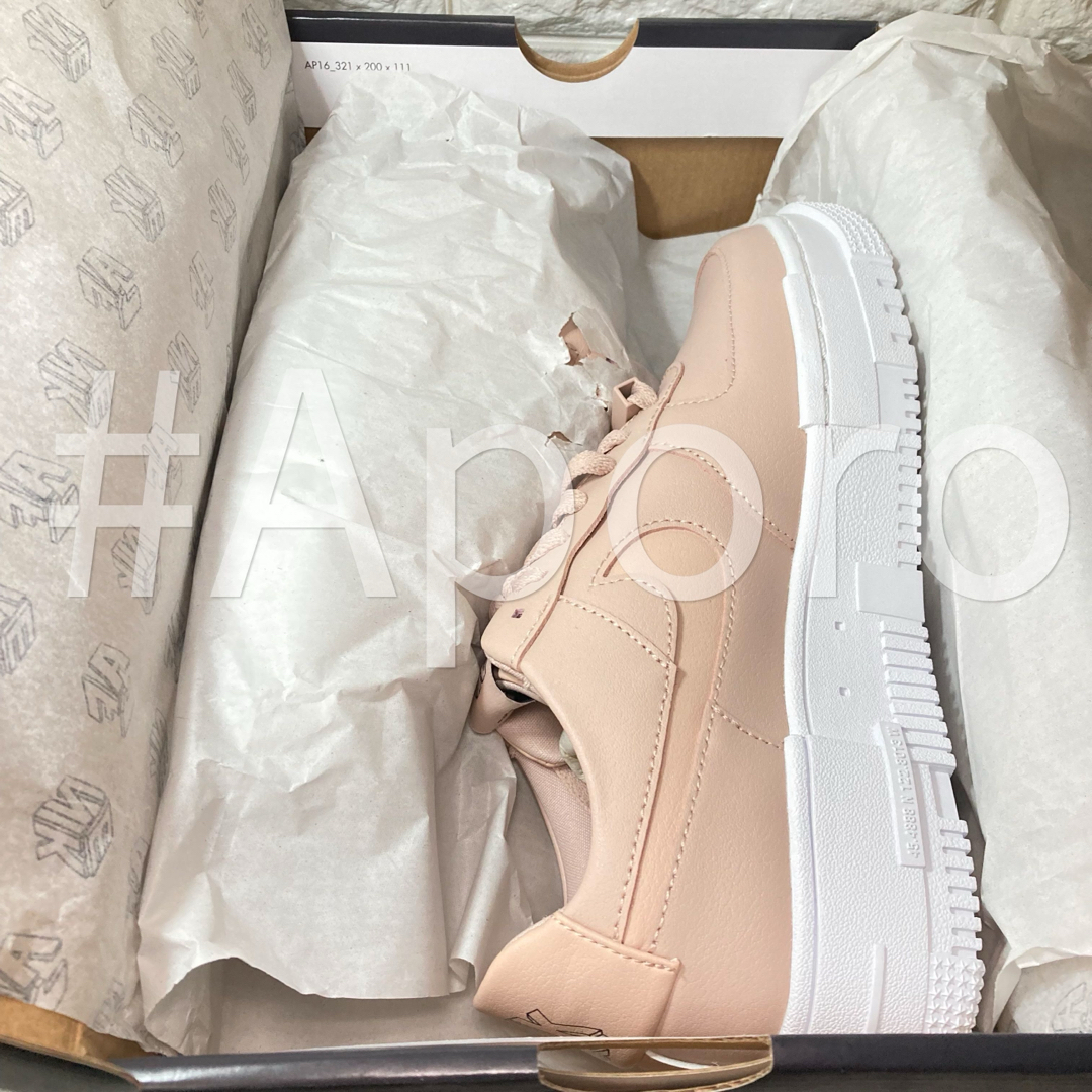 NIKE - NIKE ナイキ AIR FORCE 1 エアフォース1 ピンク ベージュ NIKE - NIKE ナイキ AIR FORCE 1 エアフォース1 ピンク ベージュ