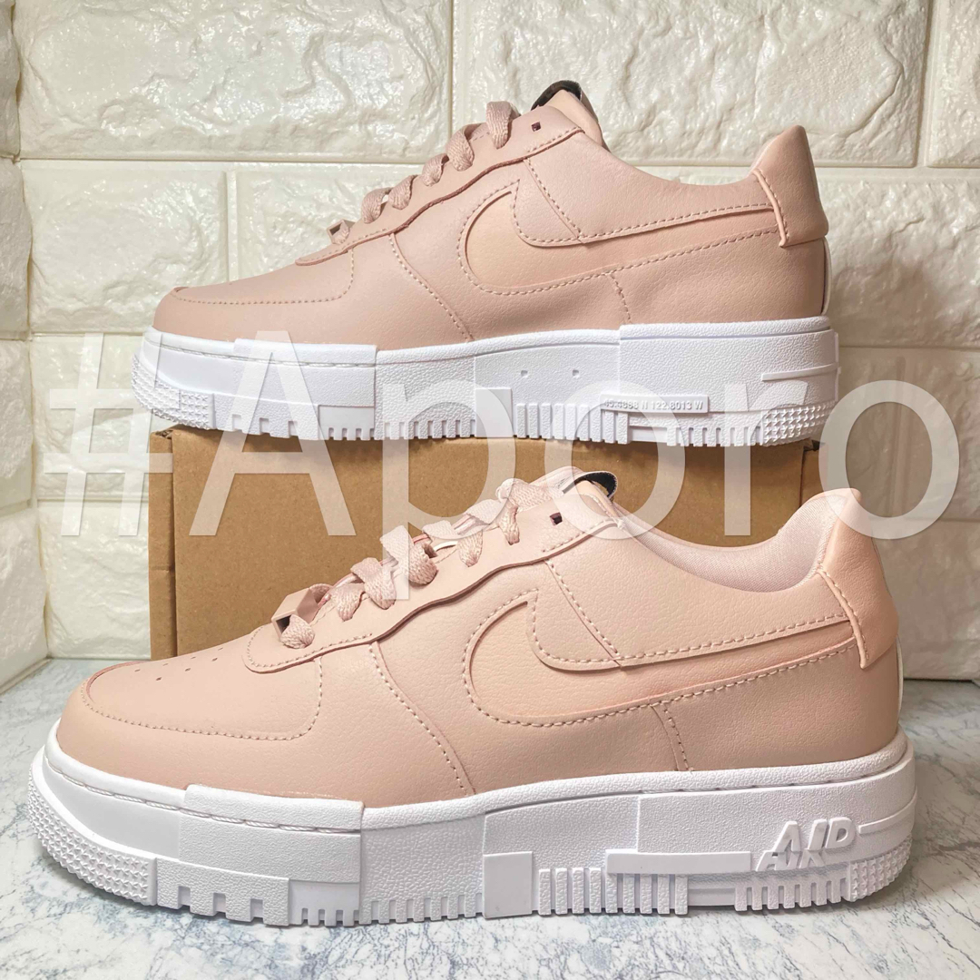 NIKE(ナイキ)のNIKE ナイキ AIR FORCE 1 エアフォース1 ピンク ベージュ 24 レディースの靴/シューズ(スニーカー)の商品写真