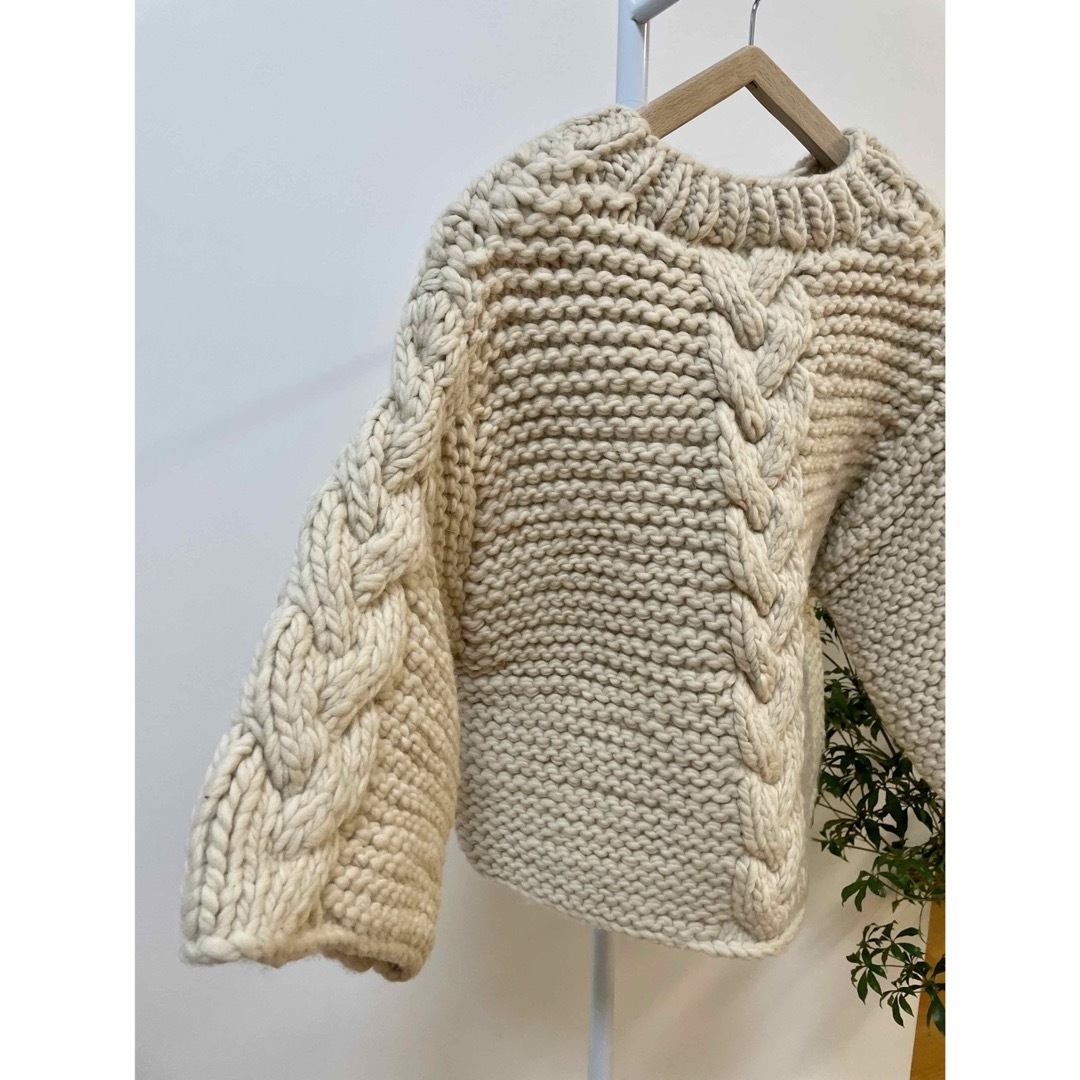 HYKE(ハイク)のHYKE新品⭐️cable knitハーフスリーブケーブル編みニットプルオーバー レディースのトップス(ニット/セーター)の商品写真