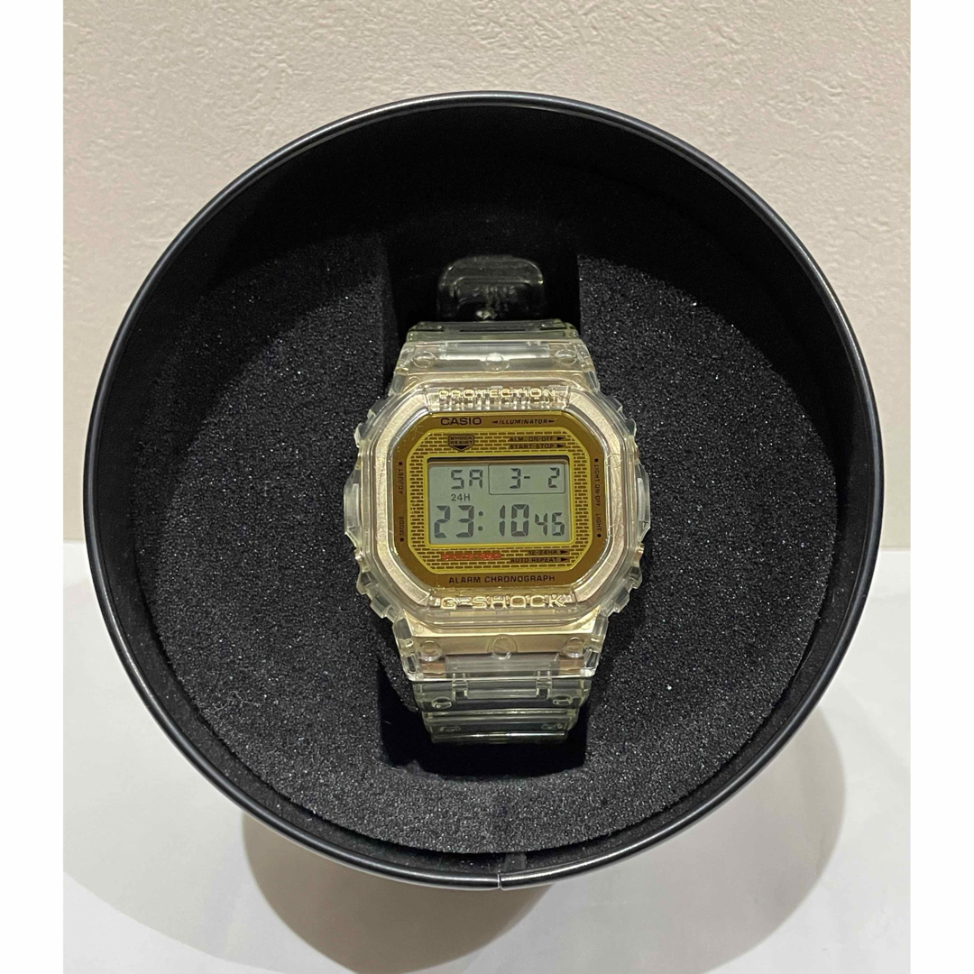 G-SHOCK(ジーショック)のDW-5035E-7JR 35周年記念モデル グレイシアゴールド メンズの時計(腕時計(デジタル))の商品写真