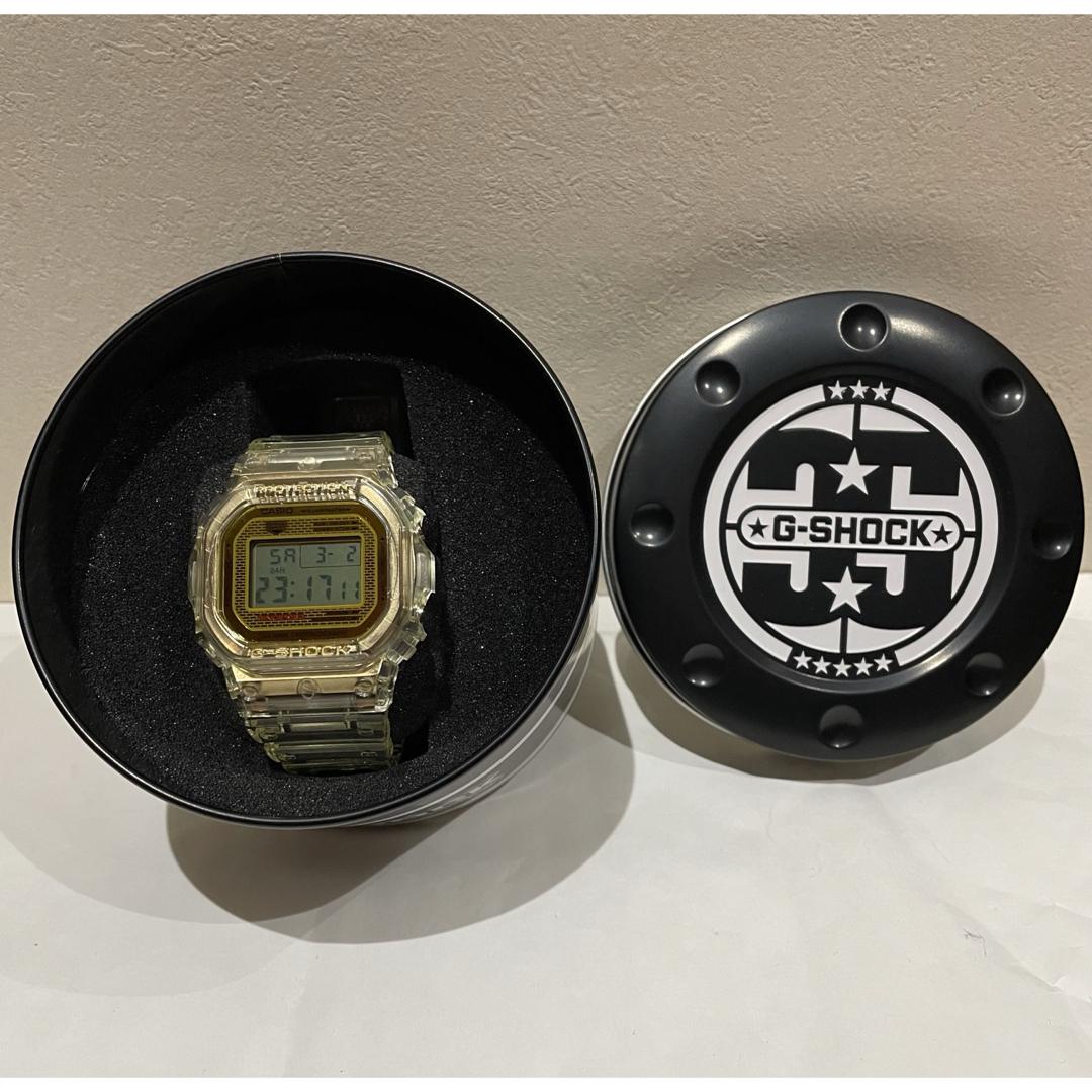 G-SHOCK(ジーショック)のDW-5035E-7JR 35周年記念モデル グレイシアゴールド メンズの時計(腕時計(デジタル))の商品写真