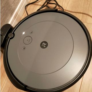 アイロボット(iRobot)のルンバi2ロボット掃除機(掃除機)