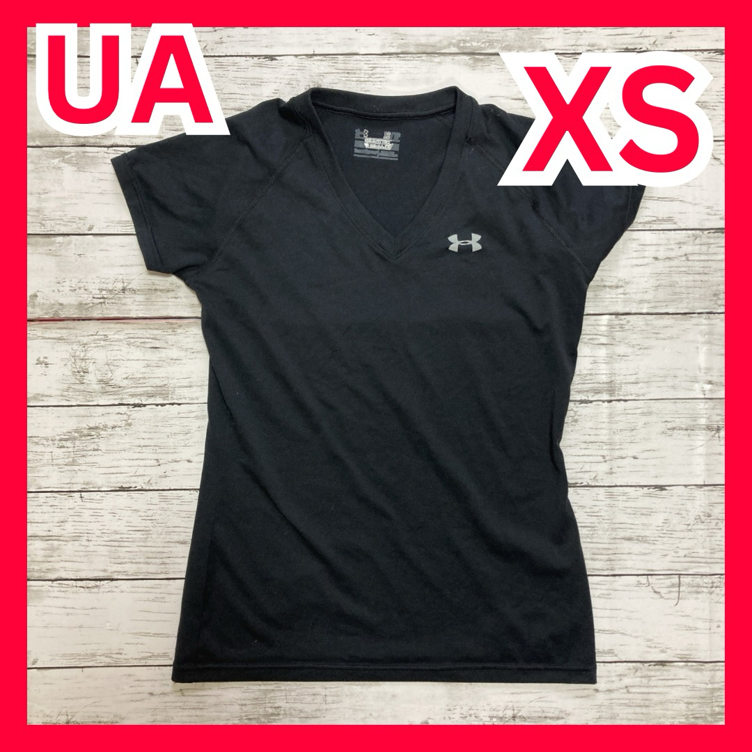 UNDER ARMOUR(アンダーアーマー)のアンダーアーマー　Vネック　ブラック　黒　XS レディースのトップス(Tシャツ(半袖/袖なし))の商品写真