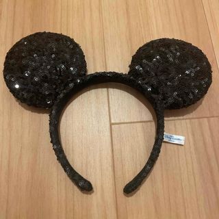 ディズニー(Disney)のディズニーカチューシャ　黒スパンコール(カチューシャ)