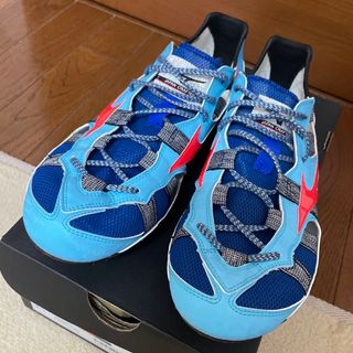 ミズノ(MIZUNO)のミズノ クロノオニキス2 ターコイズ×レッド 27.0㎝(陸上競技)