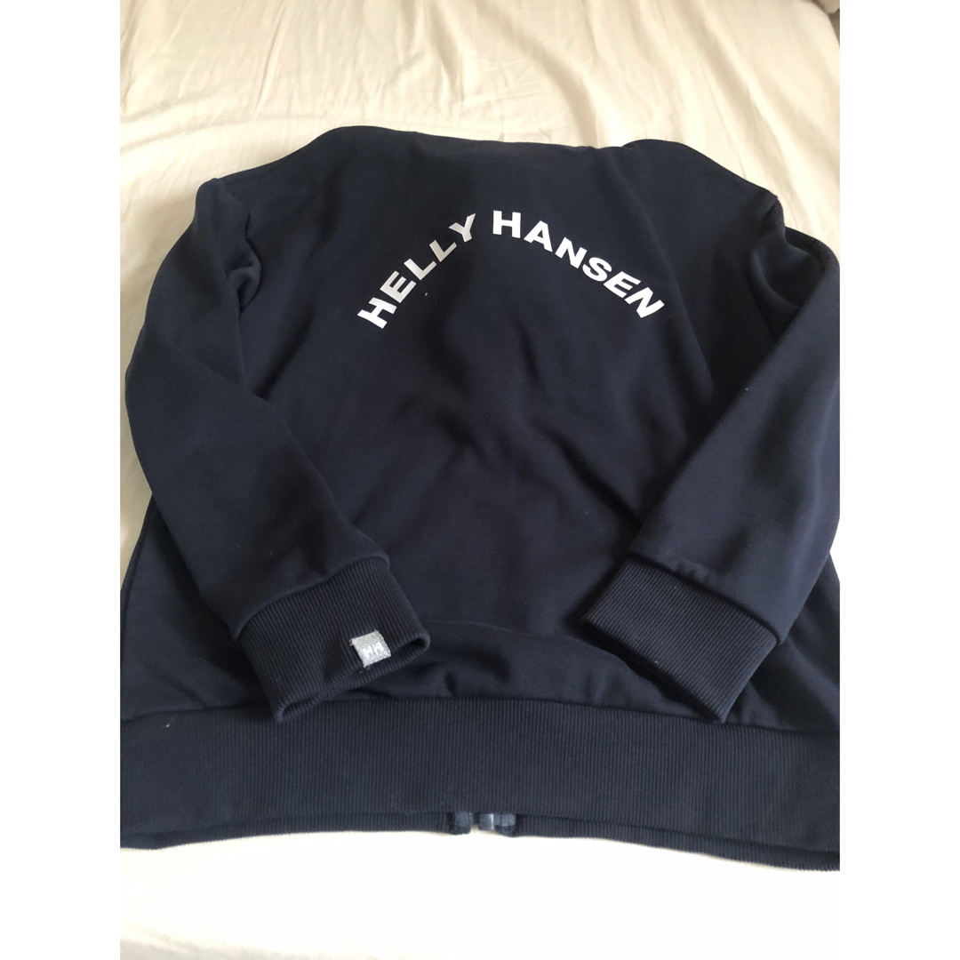 HELLY HANSEN(ヘリーハンセン)のヘリーハンセン★パーカー★150センチ キッズ/ベビー/マタニティのキッズ服男の子用(90cm~)(ジャケット/上着)の商品写真