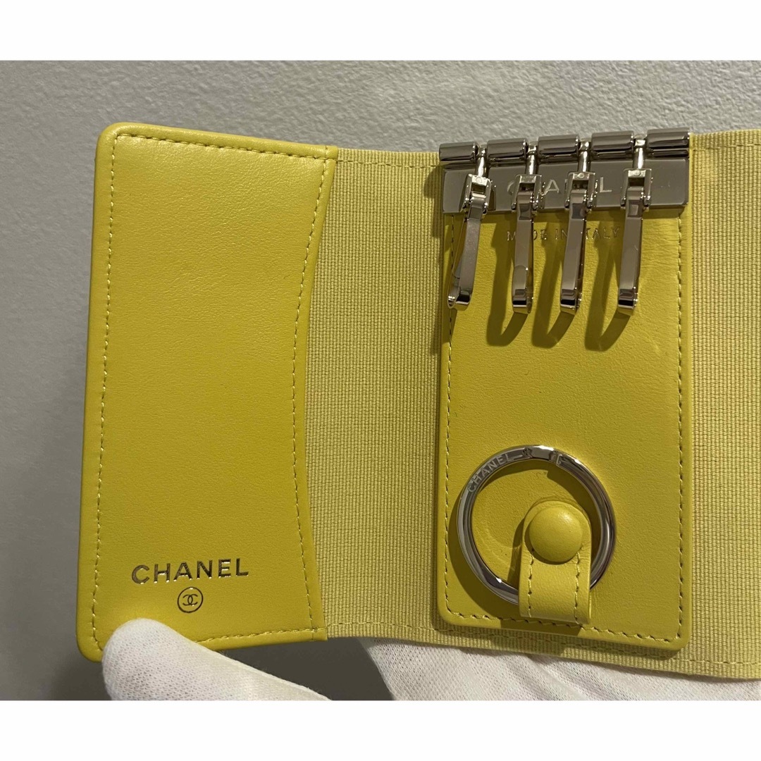 CHANEL(シャネル)の【シャネル】キャビアスキン キーケース レディースのファッション小物(キーケース)の商品写真